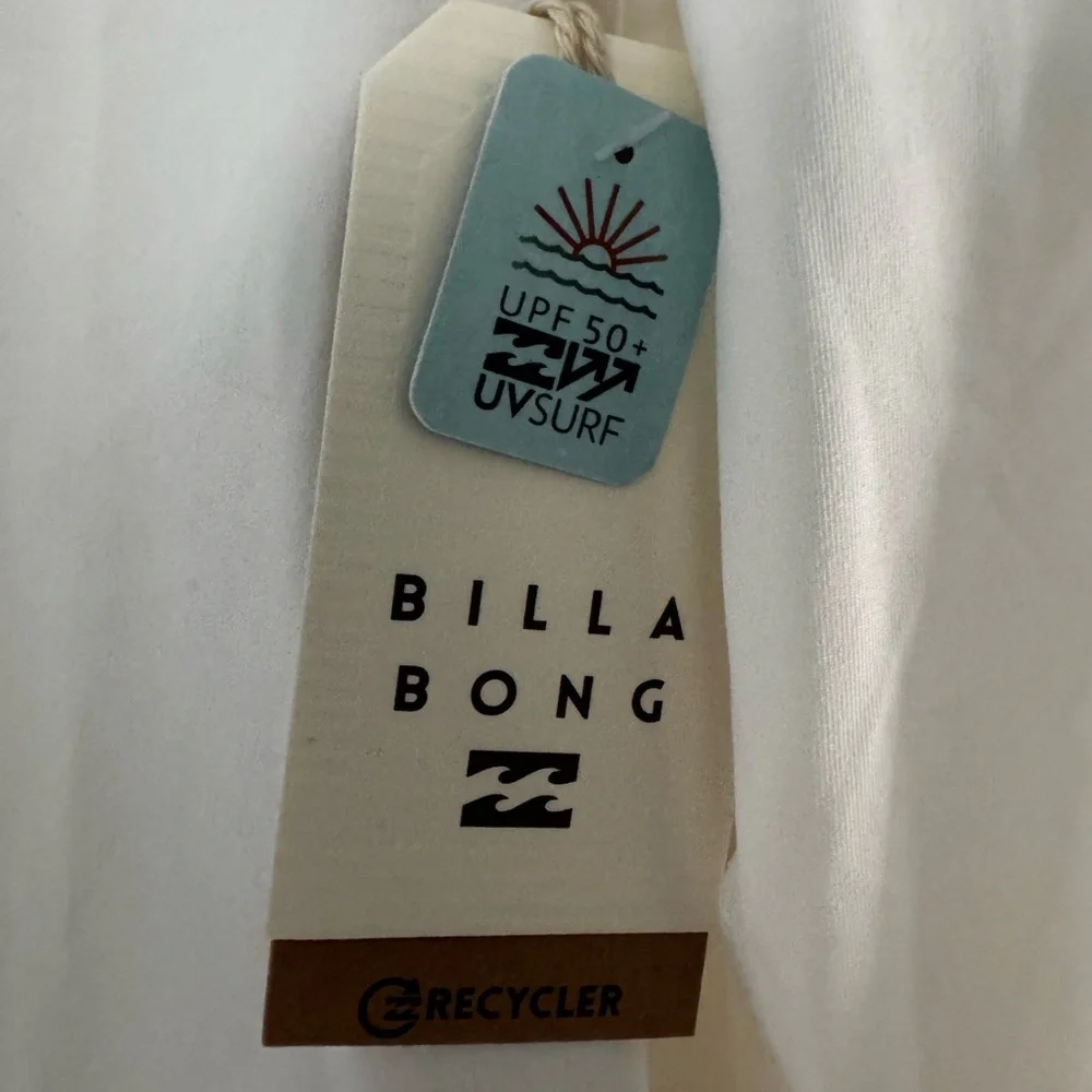 Billabong Long Sleeve Sun shirt/rashguard. Classic Style. Color: white. Size XL - Picture 5 of 5